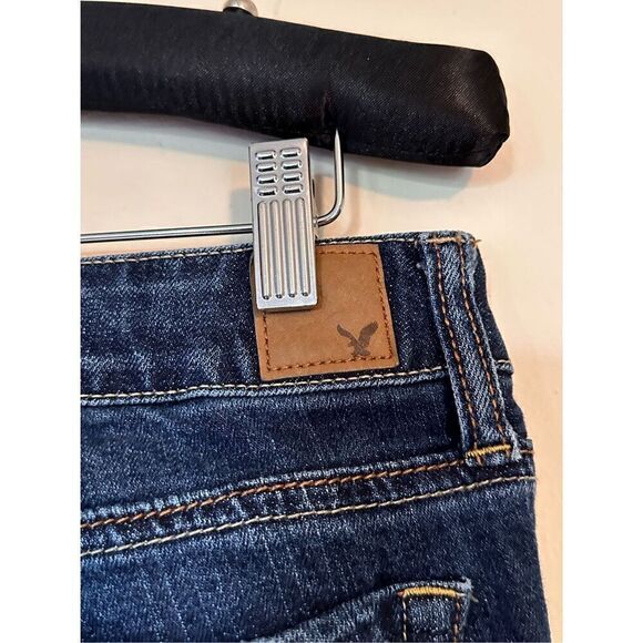 American Eagle Favorite Boyfriend Cut Off Bermuda Dark Blue Denim Shorts Size 6 - Picture 7 of 8